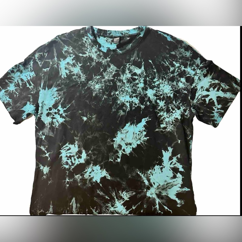 SHEIN Blue And‎ Black Tie Dye T-shirt XL